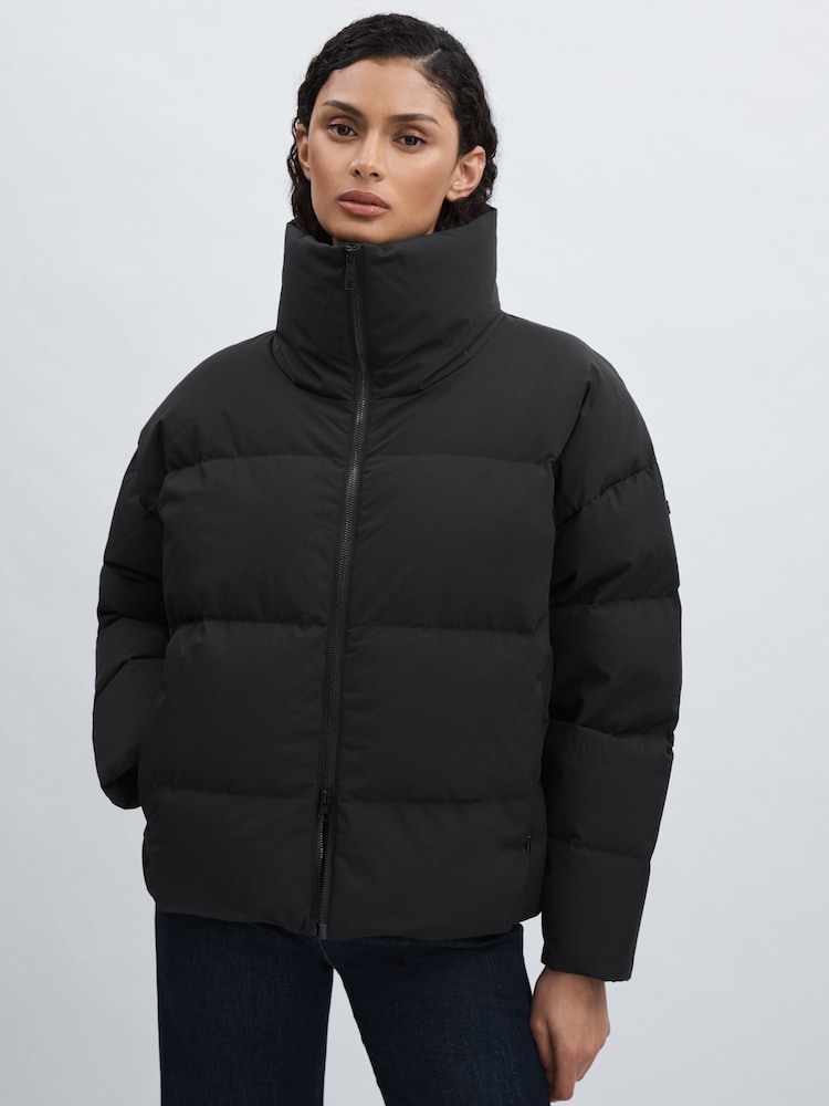 reiss Scandinavian Edition Short Puffer Black Jacket in Black