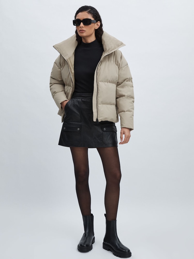 reiss Scandinavian Edition Short Puffer Jacket in Khaki Sand