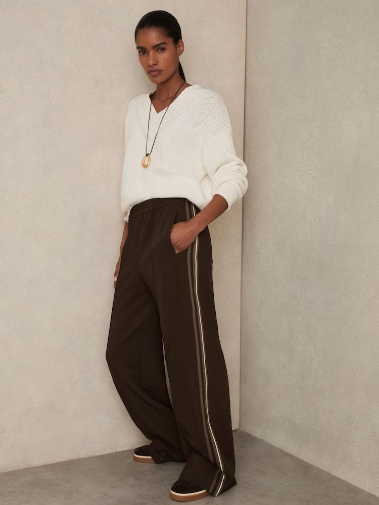 reiss Side-Stripe Wide-Leg Trousers in Chocolate Brown