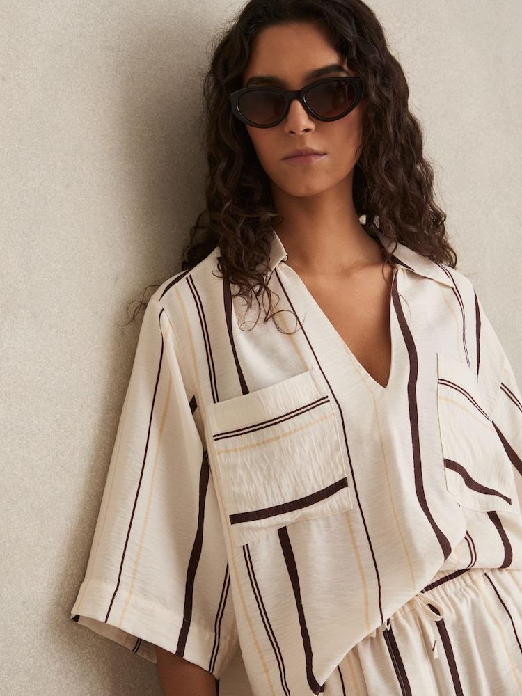 reiss Stripe-Print Relaxed V-Neck Shirt in White/Brown