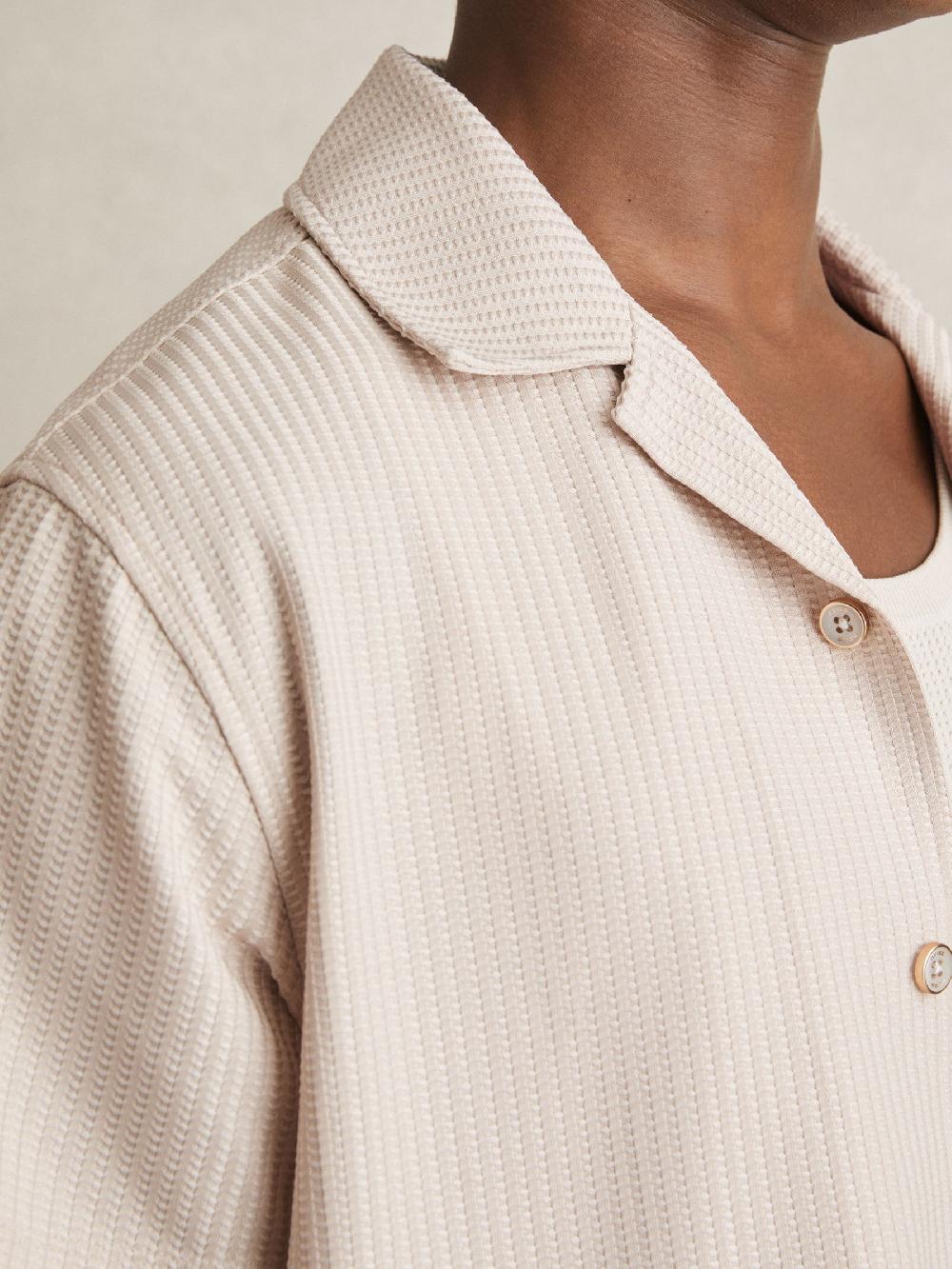 Reiss Textured-Knit Cuban-Collar Shirt In Champagne