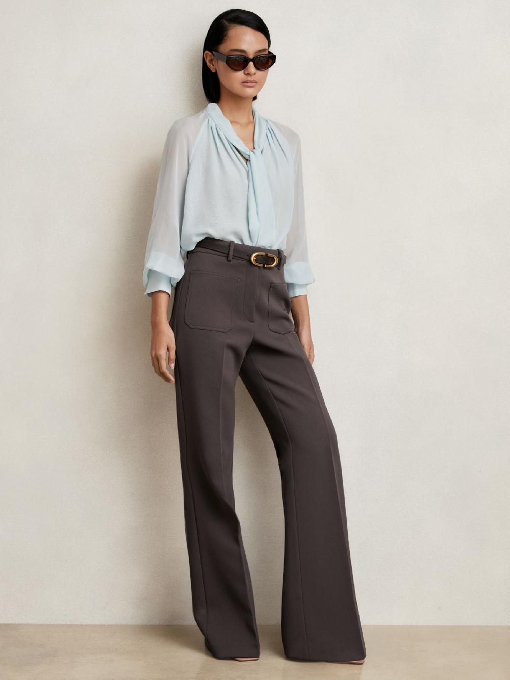 Reiss Twill Patch-Pocket Flared Trousers In Mauve Neutral