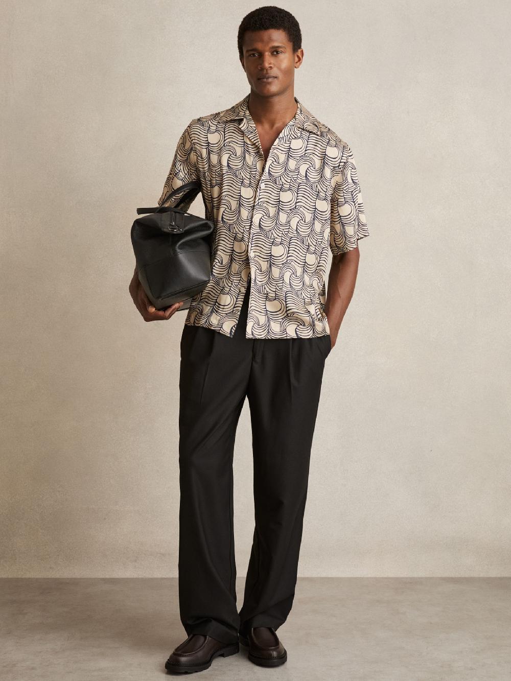 Reiss Wave Print Cuban Collar Shirt In Off White/Navy