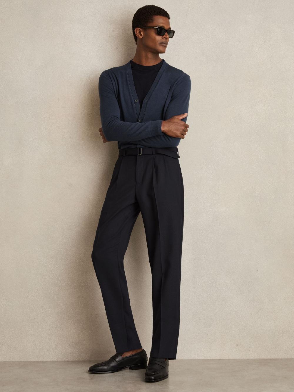 Reiss Wool-Blend Tailored-Fit Belted Trousers In Navy