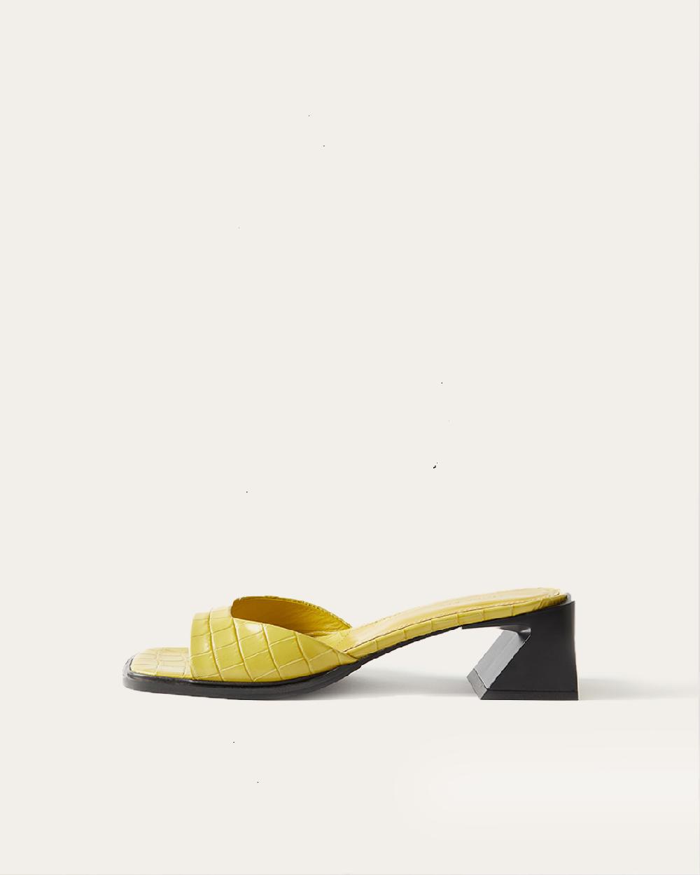 rejina pyo Annie Sandals Leather Emboss Croc Yellow