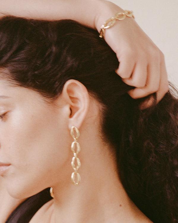 Rejina Pyo Munch X Rejina Pyo Molten Chain Earrings Gold Plated