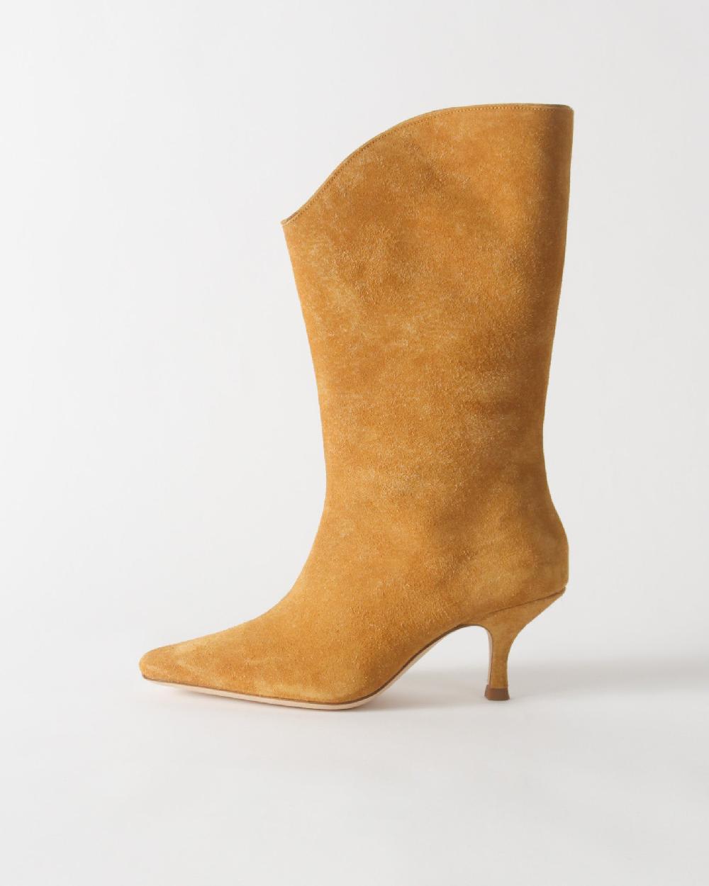 rejina pyo Curved Boot Suede Tan