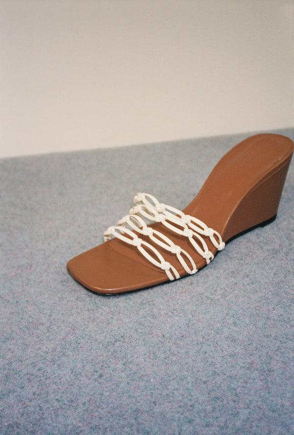 Rejina Pyo Kyle Wedge Leather Tan