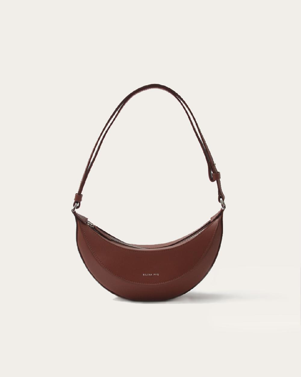 rejina pyo Petite Banana Bag Leather Nappa Tan