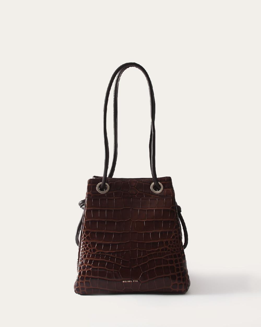 rejina pyo Rita Bucket Leather Embossed Brown