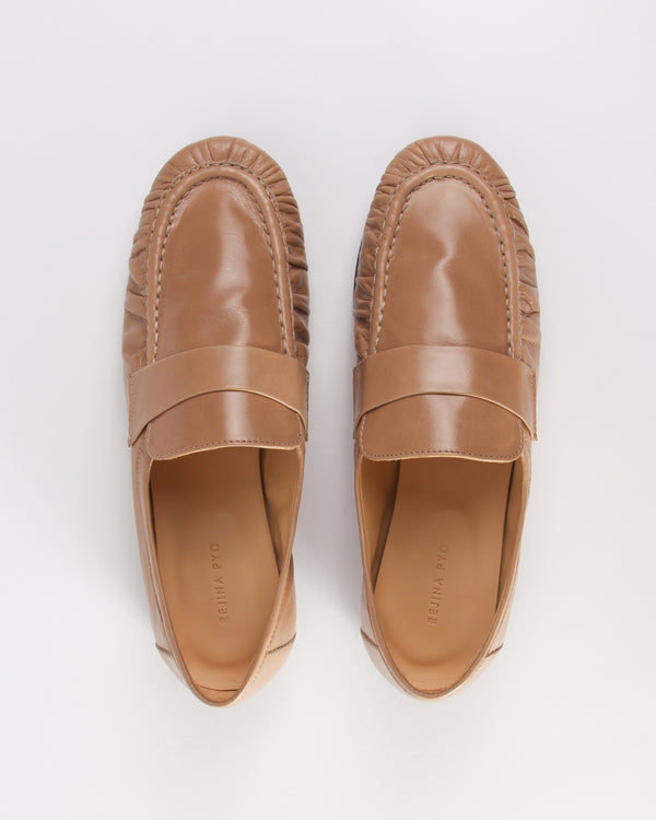 Rejina Pyo Ruched Loafer Leather Miele