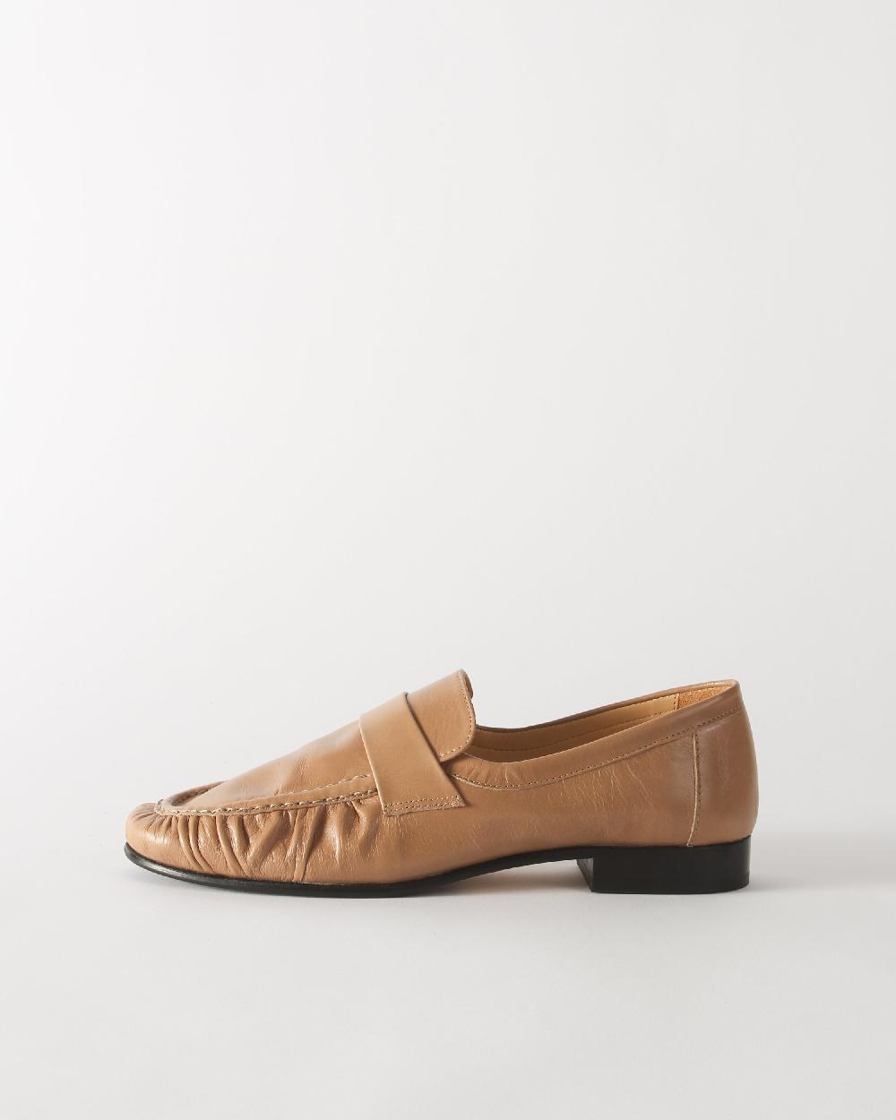 rejina pyo Ruched Loafer Leather Miele