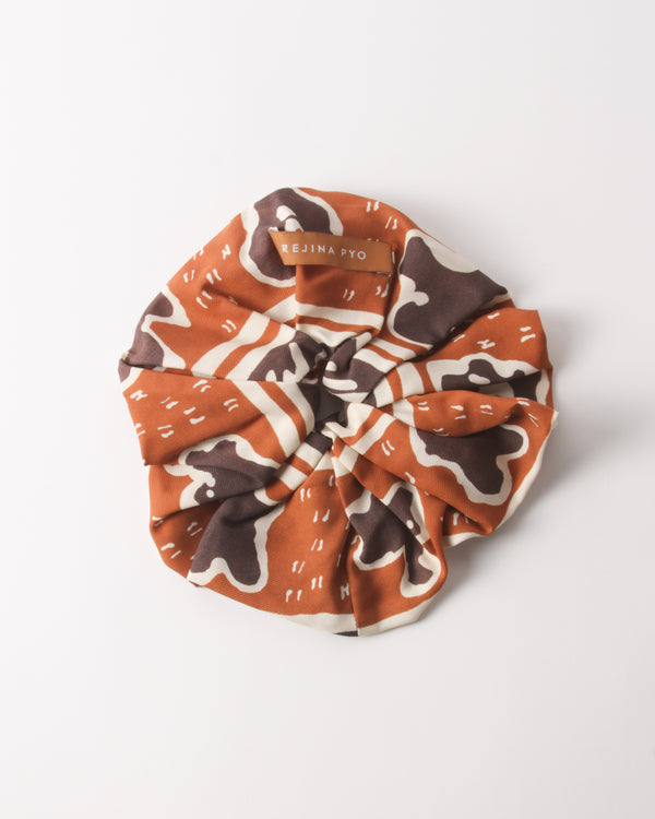 Rejina Pyo Scrunchie Tencel Print Brown