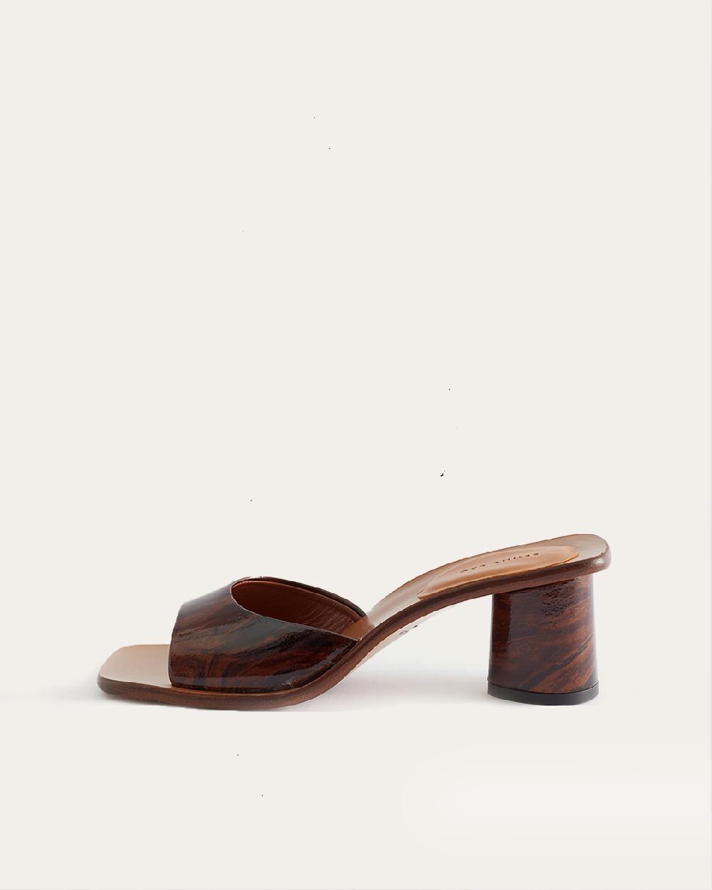 rejina pyo Selma Heels Patent Leather Wood Brown