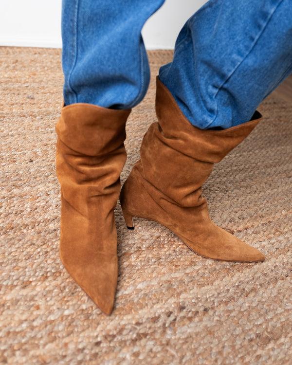 Rejina Pyo Slouchy Boot Suede Tan