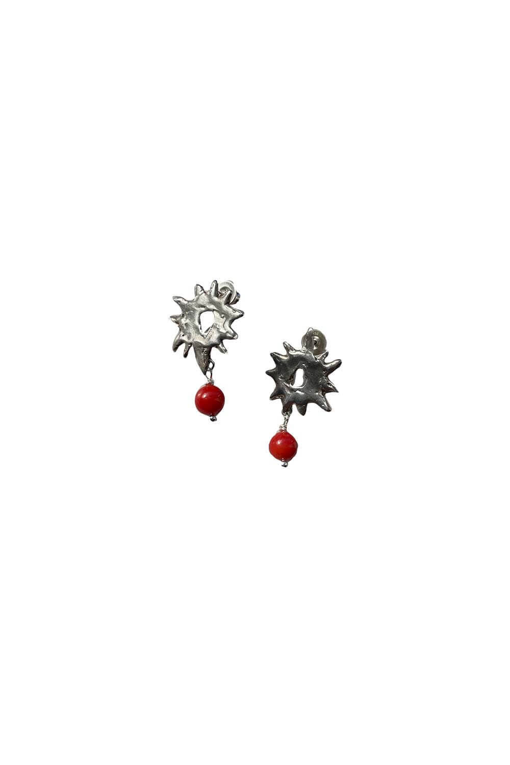 renli su Fortune star earrings in coral