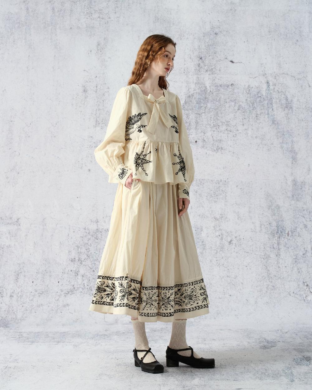 renli su Harune's Blouse