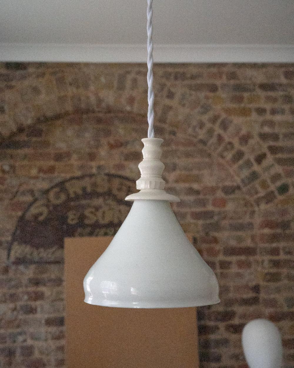 renli su Jun Tsunoda Ceramic Lapm Short