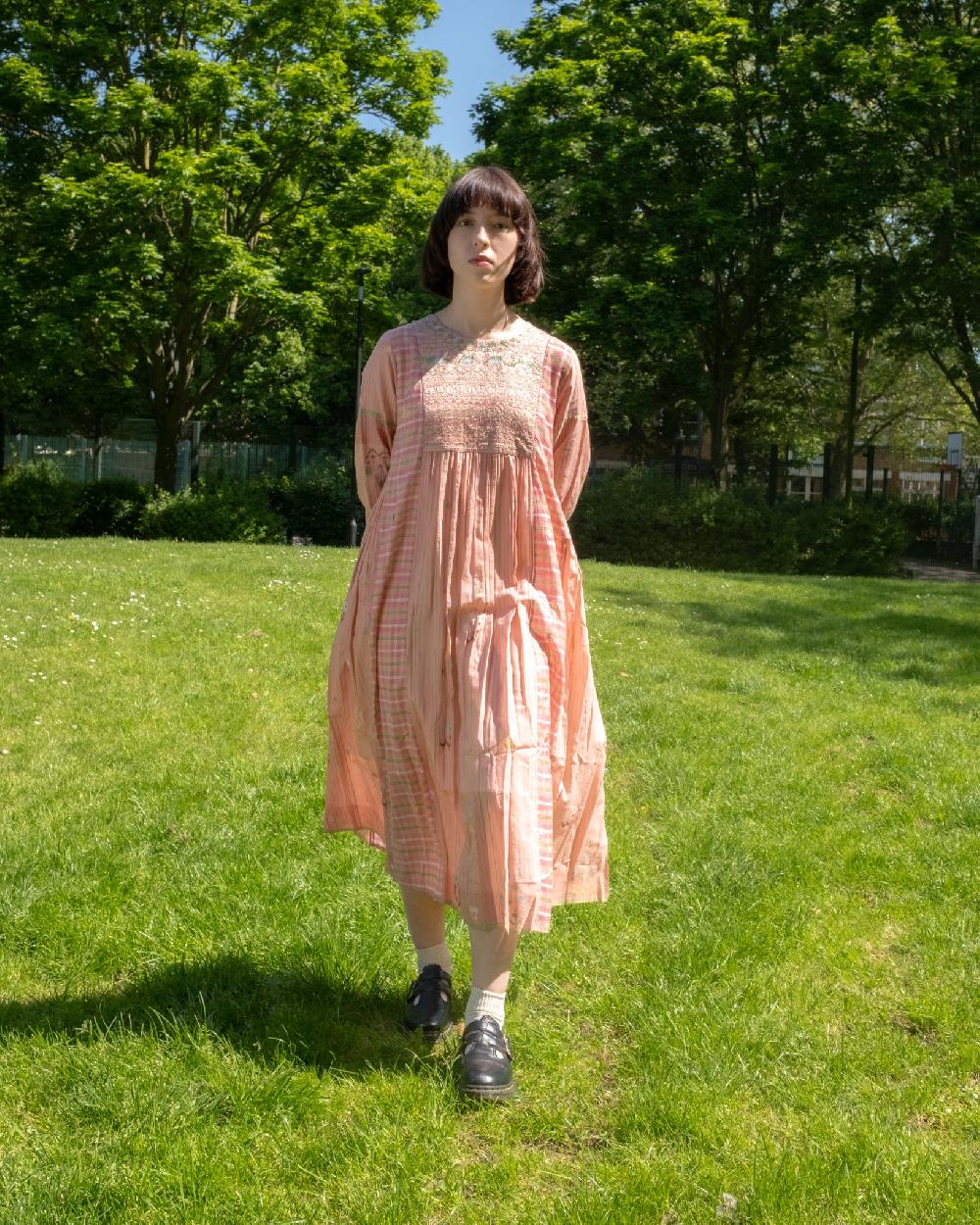 renli su MEGA TAJ DRESS