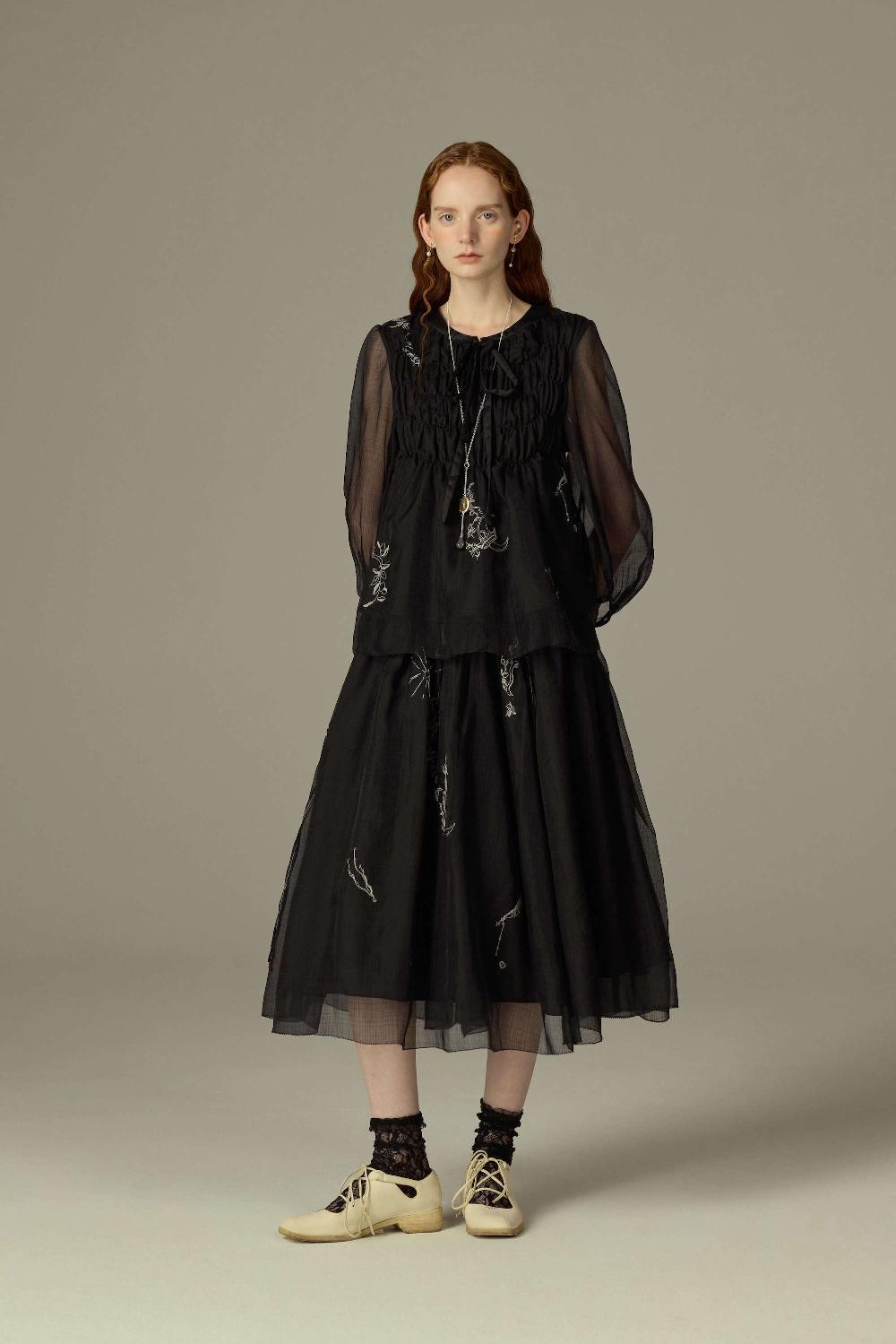 renli su Selia Skirt