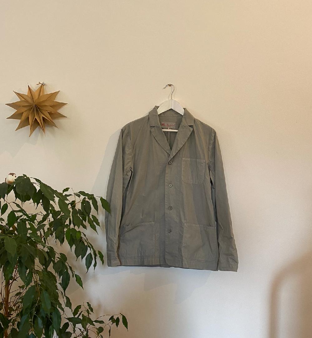 renli su VESTE LALA & H