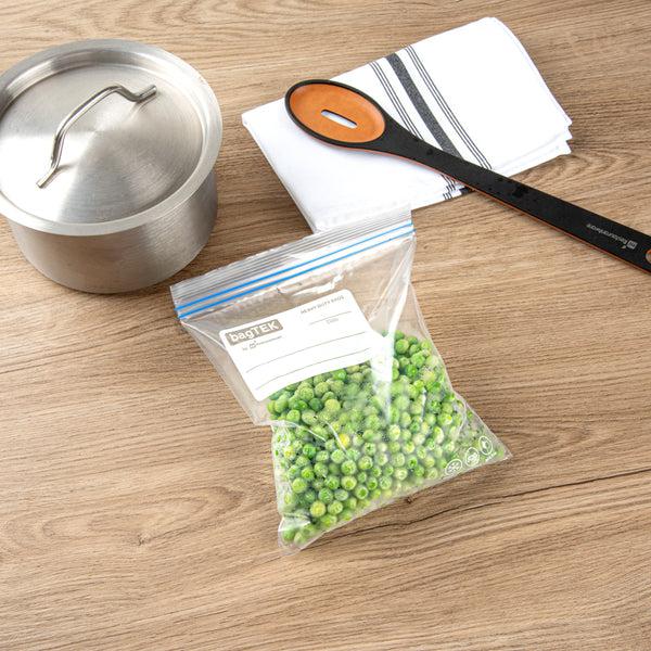 Restaurantware Bag Tek 1 Qt Clear Plastic Freezer Bag - Double Zipper Write-On Label BPA-Free - 7 1/2" X 7" - 1000 Count Box