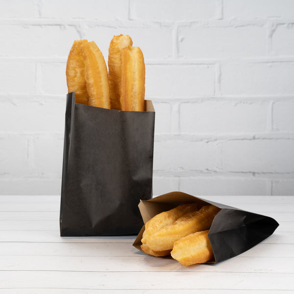 Restaurantware Bag Tek Black Paper French Fry / Snack Bag - 5" X 3" X 8 3/4" - 100 Count Box