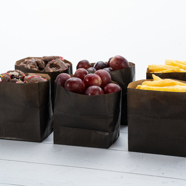 Restaurantware Bag Tek Black Paper Small Snack Bag - 4" X 2 1/4" X 3 3/4" - 100 Count Box
