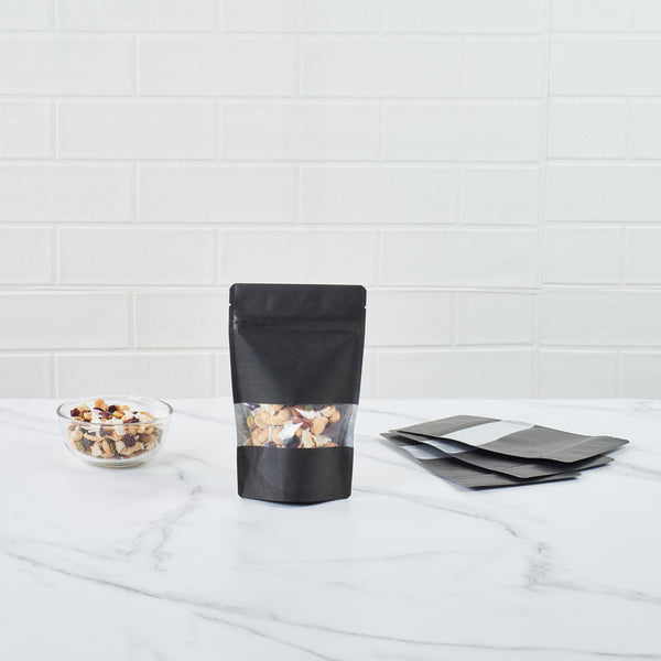 Restaurantware Bag Tek Black Plastic Medium Window Bag - Heat Sealable - 8" X 5" X 1 3/4" - 100 Count Box