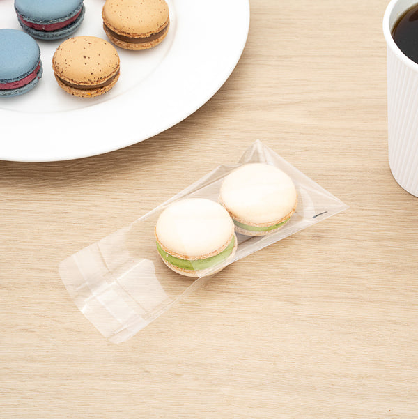 Restaurantware Bag Tek Clear Plastic Lip And Tape Bag - Self Sealing - 4" X 3" - 100 Count Box