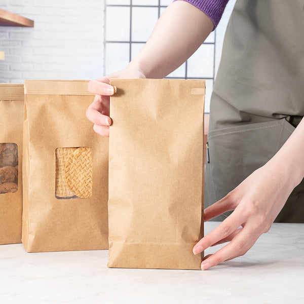 Restaurantware Bag Tek Kraft Paper Bakery / Coffee Tin Tie Bag - With Window - 4 3/4" X 2 1/2" X 9 3/4" - 100 Count Box