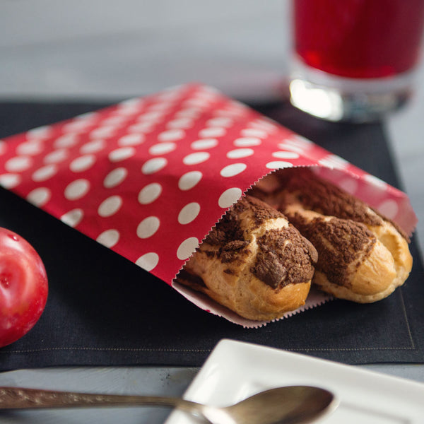 Restaurantware Bag Tek Rectangle Red Paper Bag - Polka Dots - 7" X 5" - 100 Count Box