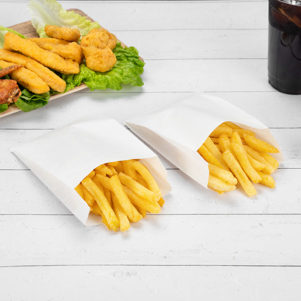 Restaurantware Bag Tek White Paper French Fry / Snack Bag - 4 1/4" X 1 1/2" X 6 1/4" - 100 Count Box