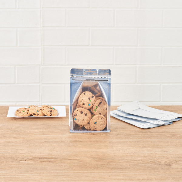 Restaurantware Bag Tek White Plastic Medium Snack Bag - Double Seal Rip Lock Heat Sealable - 8" X 5" X 3 1/4" - 100 Count Box