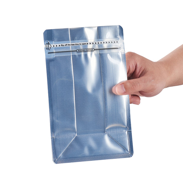 Restaurantware Bag Tek White Plastic Medium Snack Bag - Double Seal Rip Lock Heat Sealable - 8" X 5" X 3 1/4" - 100 Count Box