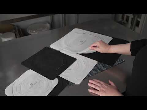 Restaurantware Bag Tek White Small Net Take Out Bag - 7 3/4" X 7 3/4" - 100 Count Box