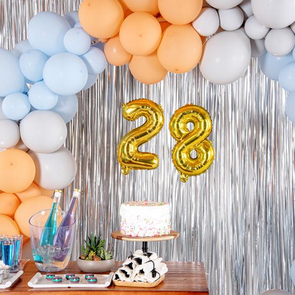 Restaurantware Balloonify Gold Mylar Number 8 Balloon - 16" - 1 Count Box