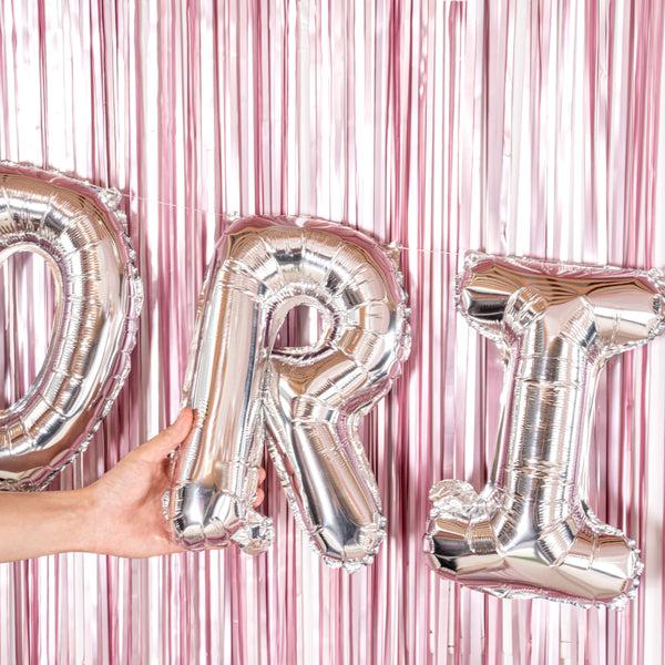 Restaurantware Balloonify Silver Mylar Letter R Balloon - 16" - 1 Count Box