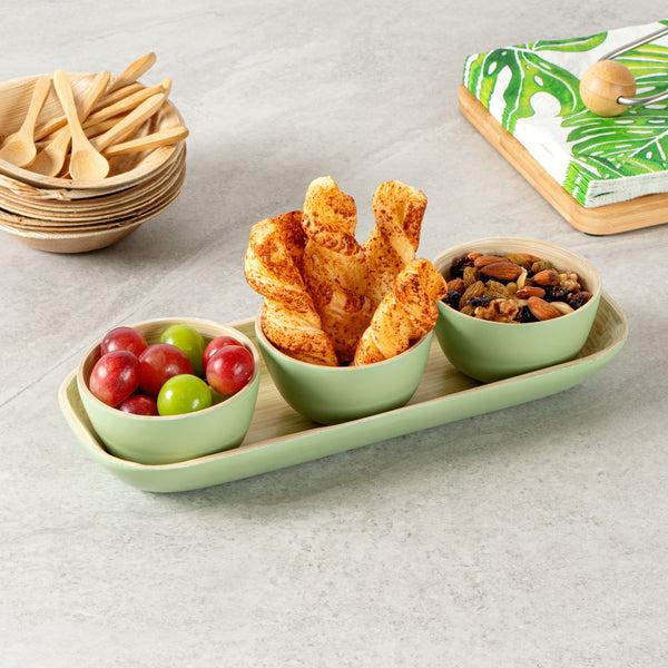 Restaurantware Bambuddha Green Bamboo Bowl Set - 3 Bowls Bamboo Tray - 11 3/4" X 4 1/4" X 1 3/4" - 10 Count Box