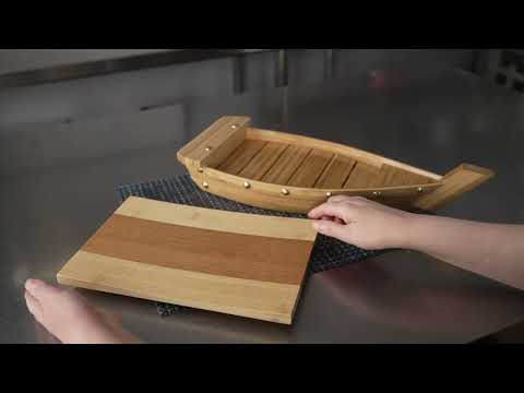 Restaurantware Bambuddha Natural Bamboo Large Sushi Boat - 17 1/4" X 5" X 3 1/2" - 1 Count Box