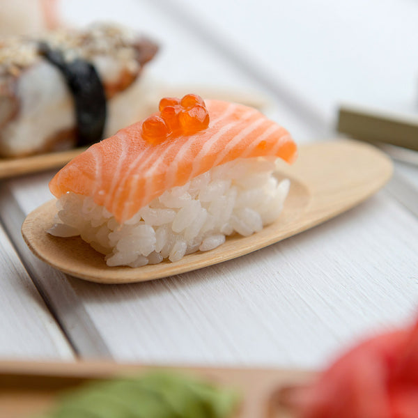 Restaurantware Bambuddha Natural Bamboo Spoon - Carved - 4 1/4" X 1 1/4" - 100 Count Box