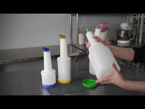 Restaurantware Bar Lux 1 Qt Plastic Quick Pour Storage Container Bottle - With Clear Spout And Lid - 3 1/2" X 3 1/2" X 13" - 1 Count Box