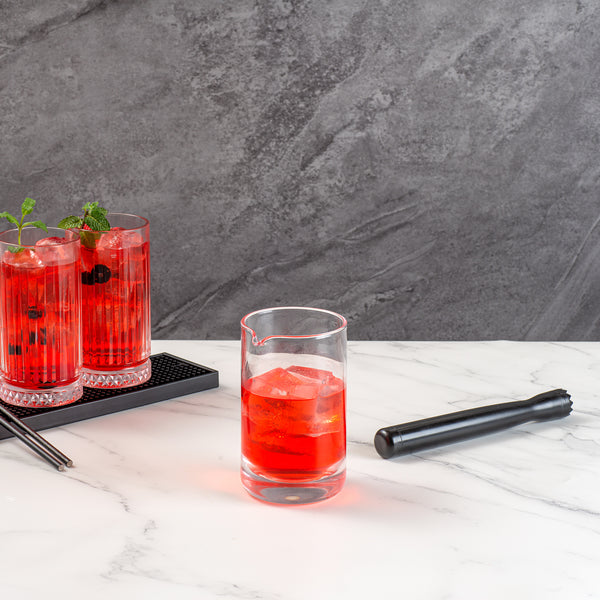 Restaurantware Bar Lux 17 Oz Cocktail Mixing Glass - Hand-Blown Crystal - 3 3/4" X 3 1/2" X 5 3/4" - 1 Count Box
