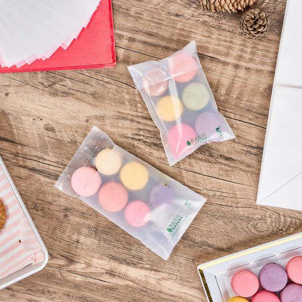 Restaurantware Basic Nature Translucent PLA Plastic / PBAT Lip And Tape Bag - Self-Sealing Compostable - 6" X 4" - 100 Count Box