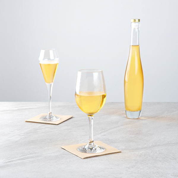 Restaurantware Bev Tek 14 Oz Polycarbonate Wine Glass - 3 1/4" X 3 1/4" X 8 1/2" - 48 Count Box