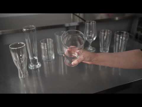 Restaurantware Bev Tek 20 Oz Imperial Nonic Pint Glass - 3 1/2" X 3 1/2" X 6" - 12 Count Box