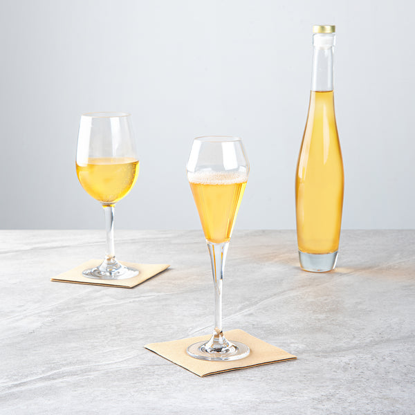 Restaurantware Bev Tek 7 Oz Polycarbonate Champagne Flute - 2 3/4" X 2 3/4" X 9 1/4" - 48 Count Box