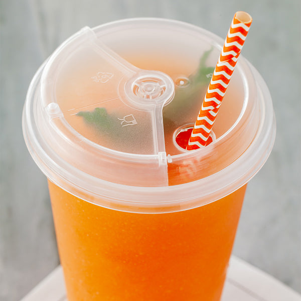 Restaurantware Bev Tek Clear Plastic 2-in-1 Straw Or Sip Hot / Cold Drinking Cup Lid - Fits 12 16 And 24 Oz - 100 Count Box