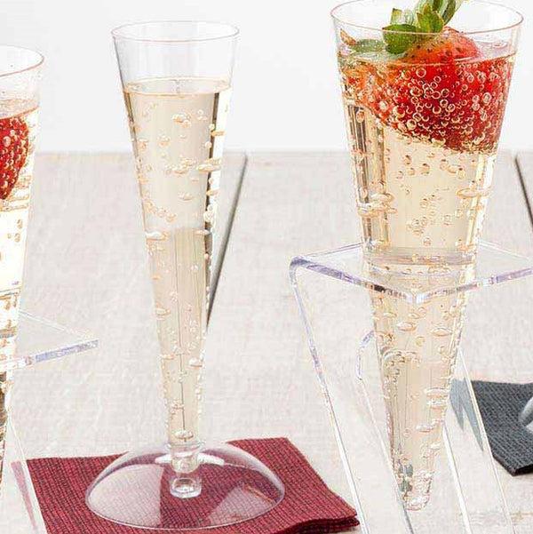 Restaurantware Bev Tek Round Clear Plastic Individual Champagne Flute Base - 2 1/2" X 1/4" - 100 Count Box