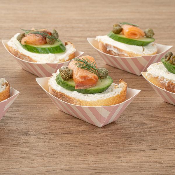 Restaurantware Bio Tek 2 Oz Pink And White Stripe Paper Food Tray / Boat - 3 1/4" X 2 1/4" X 1 1/4" - 400 Count Box